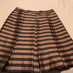 Halogen skirt